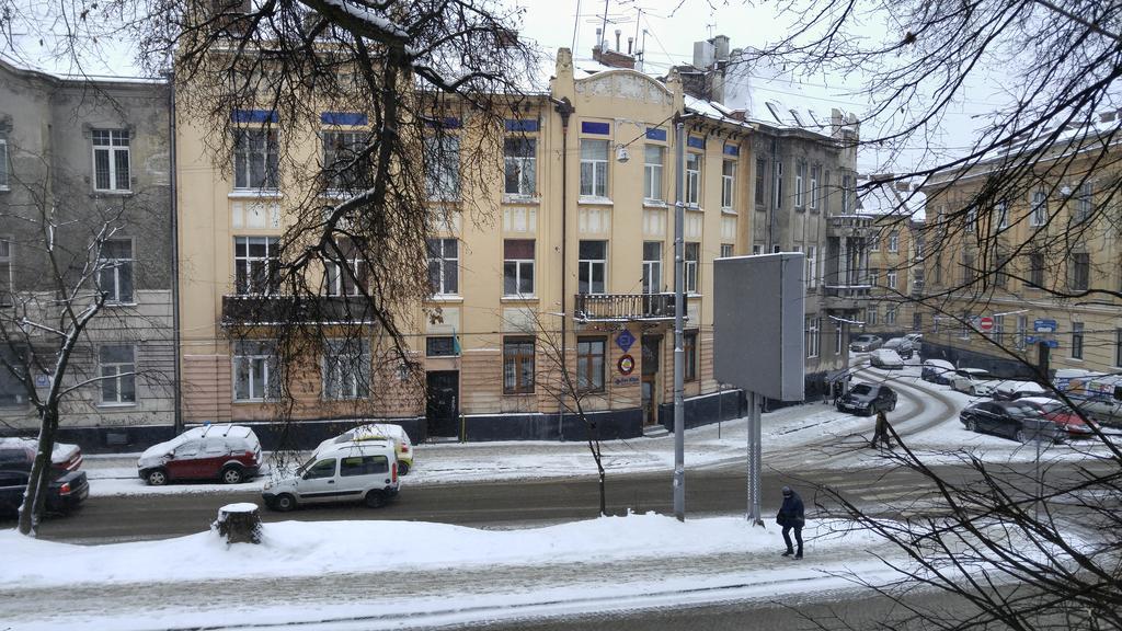 Apartment On Rustaveli Lviv Ngoại thất bức ảnh