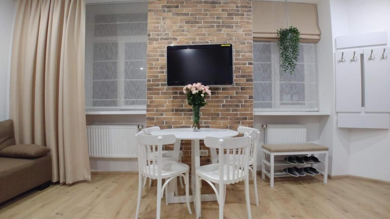 Apartment On Rustaveli Lviv Ngoại thất bức ảnh
